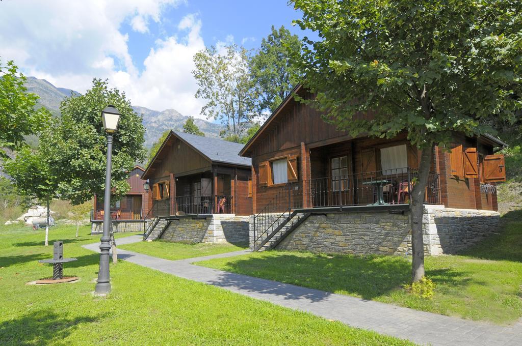 Bungalows La Borda d´Arnaldet Villanova Bagian luar foto