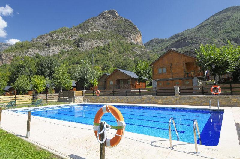 Bungalows La Borda d´Arnaldet Villanova Bagian luar foto