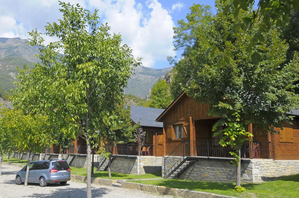 Bungalows La Borda d´Arnaldet Villanova Bagian luar foto