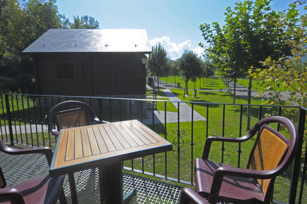 Bungalows La Borda d´Arnaldet Villanova Bagian luar foto