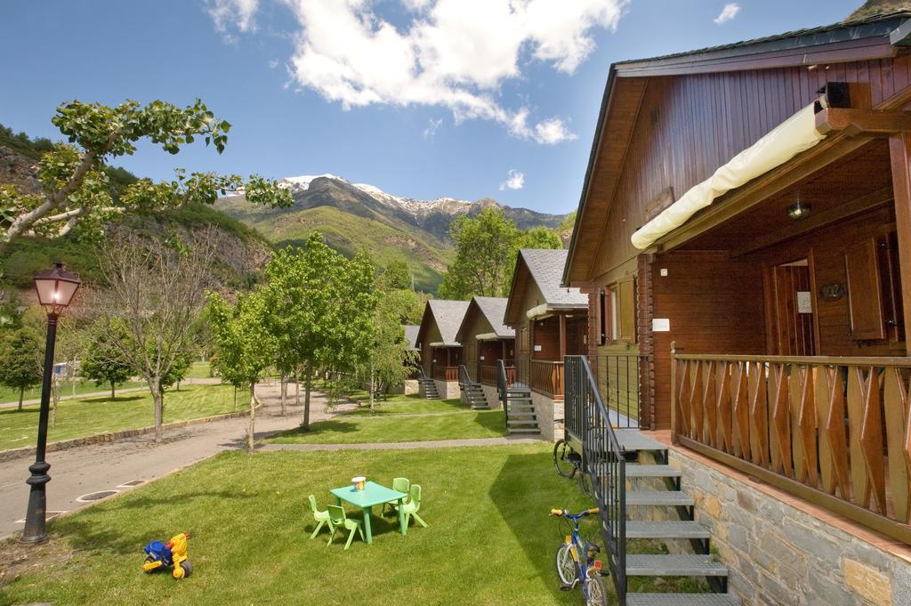 Bungalows La Borda d´Arnaldet Villanova Bagian luar foto