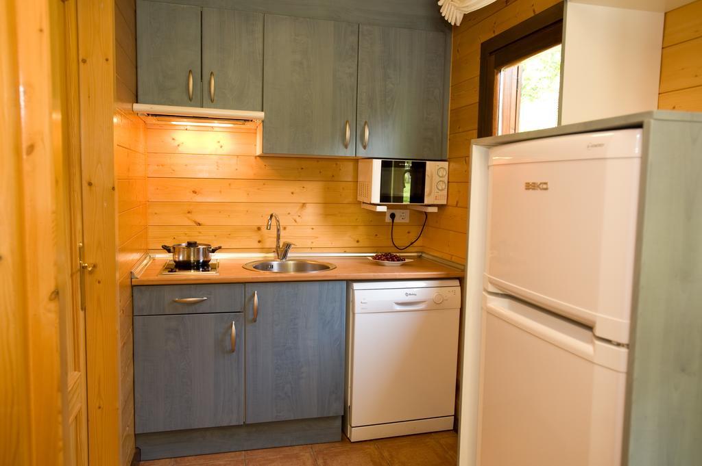 Bungalows La Borda d´Arnaldet Villanova Bagian luar foto