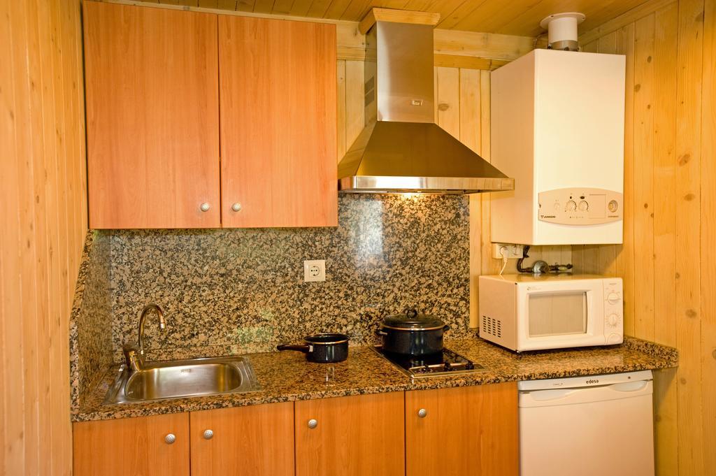 Bungalows La Borda d´Arnaldet Villanova Bagian luar foto