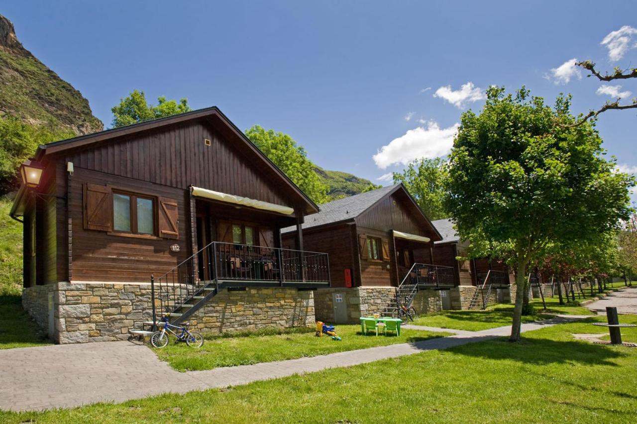 Bungalows La Borda d´Arnaldet Villanova Bagian luar foto
